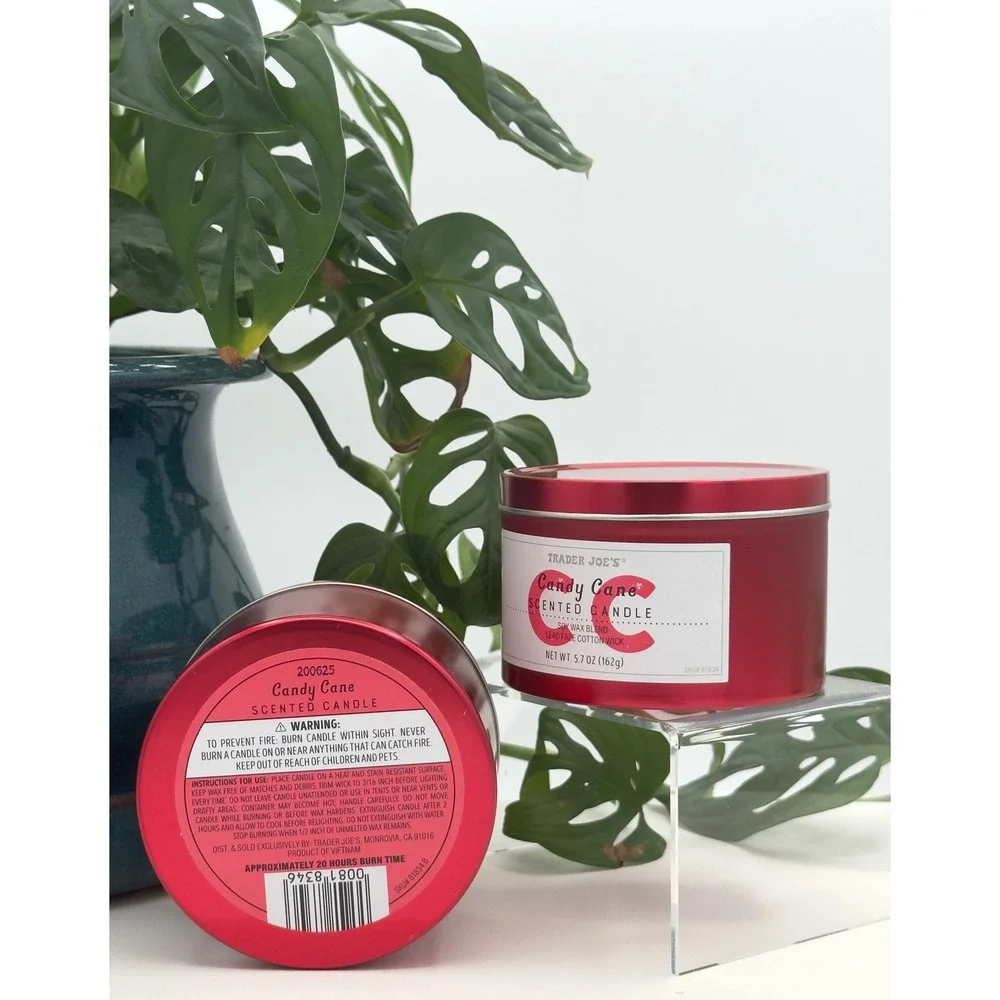 Trader Joe's Candy Cane Scented Candle Soy Wax Blend Red Tin 5.7 oz Set of 2‎